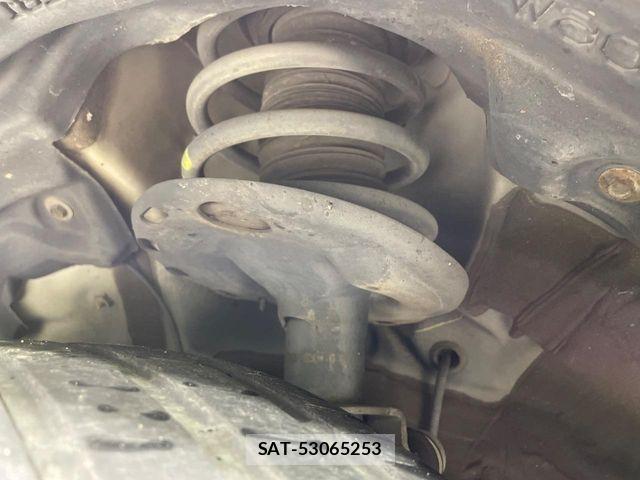 Toyota VOXY 2018-11 8746720-19