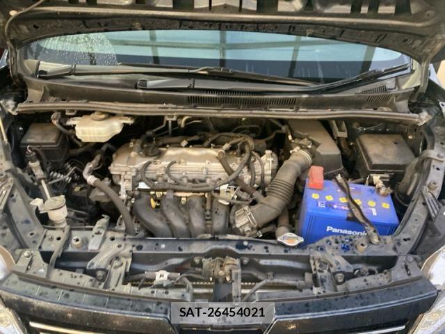 Toyota VOXY 2015-09 8746733-26