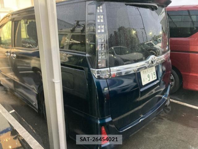 Toyota VOXY 2015-09 8746733-6