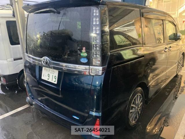 Toyota VOXY 2015-09 8746733-7