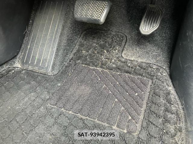 Toyota VOXY 2020-09 8746721-11