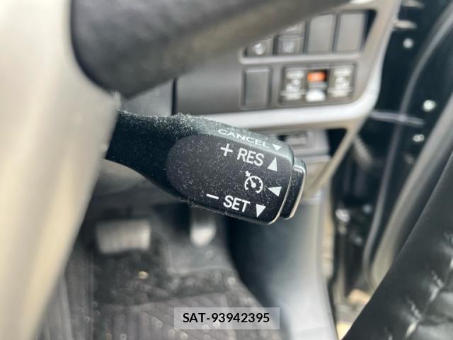 Toyota VOXY 2020-09 8746721-16