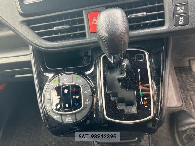 Toyota VOXY 2020-09 8746721-24