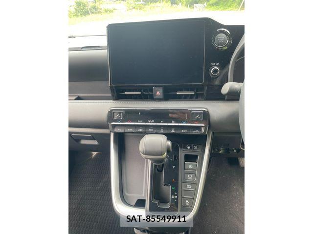 Toyota VOXY 2025-01 8746705-15
