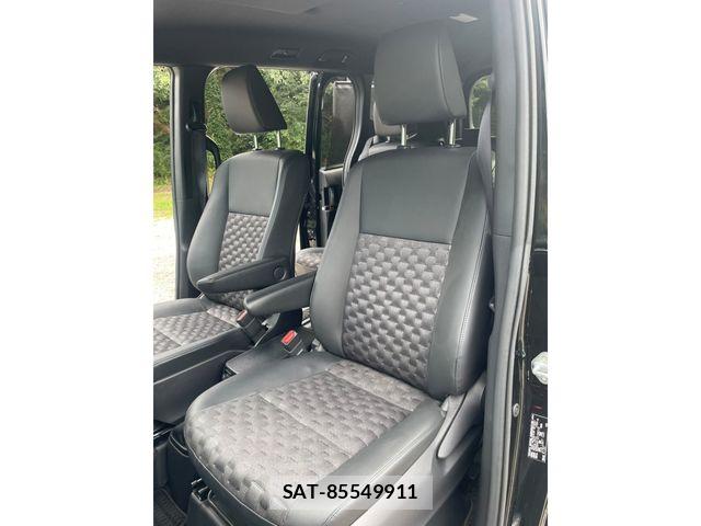 Toyota VOXY 2025-01 8746705-8