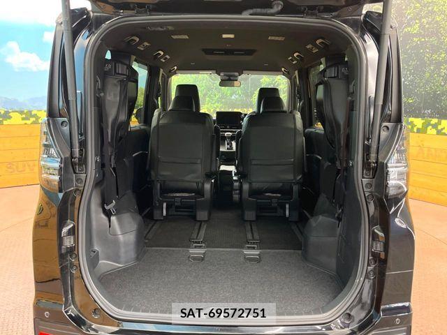 Toyota VOXY 2024-10 8746700-10