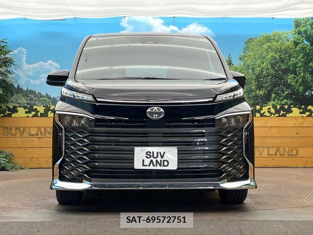 Toyota VOXY 2024-10 8746700-14