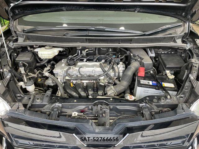 Toyota VOXY 2021-11 8746711-18