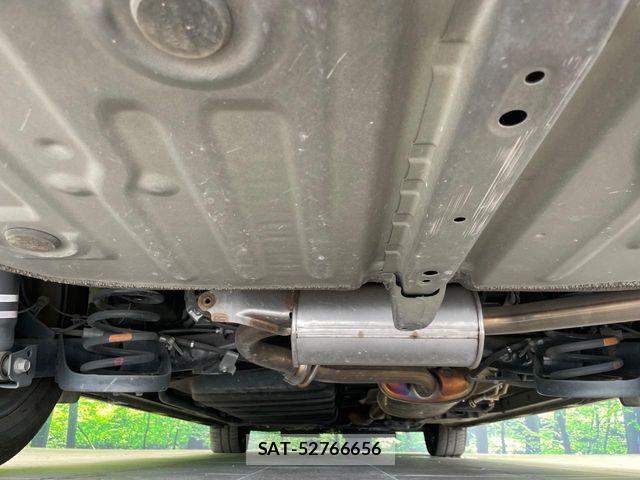 Toyota VOXY 2021-11 8746711-19