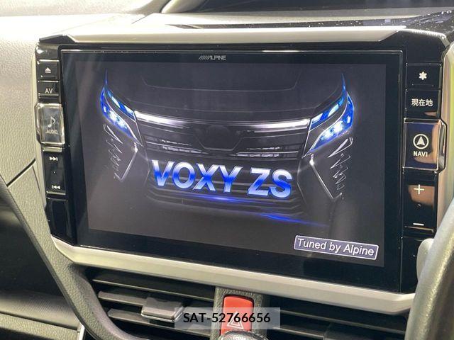Toyota VOXY 2021-11 8746711-2