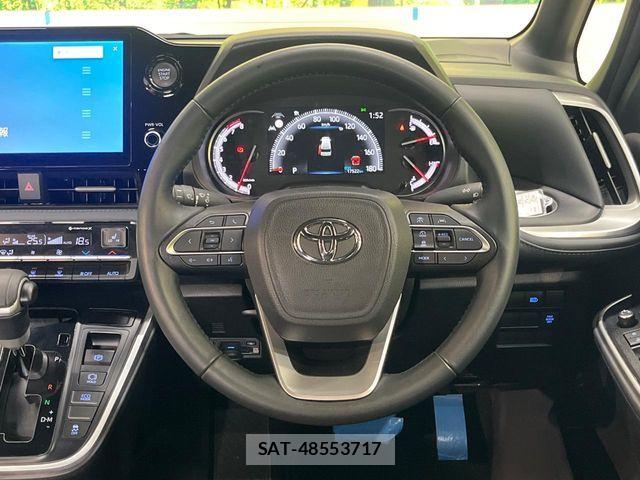 Toyota VOXY 2024-03 8746702-11