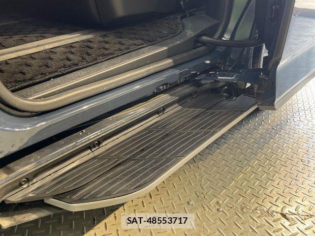 Toyota VOXY 2024-03 8746702-2