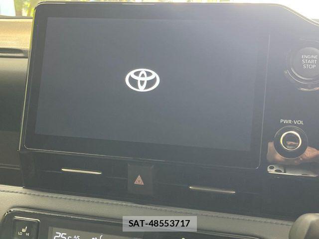 Toyota VOXY 2024-03 8746702-3