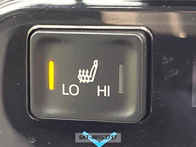 Toyota VOXY 2024-03 8746702-6