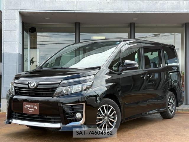 Toyota VOXY 2017-01 8746717-0