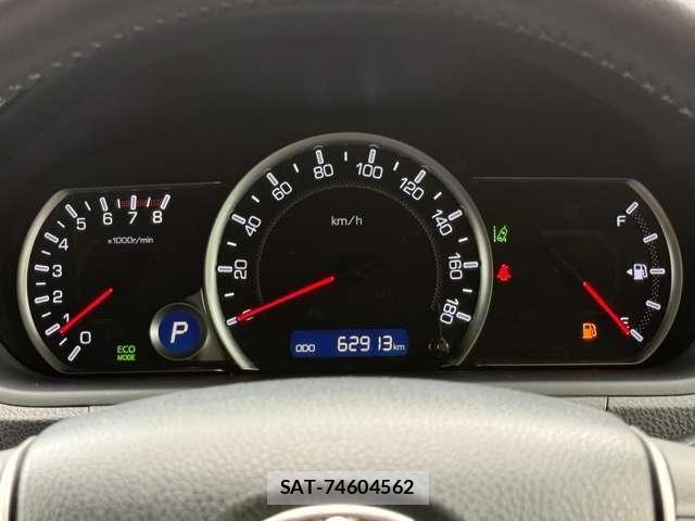 Toyota VOXY 2017-01 8746717-10