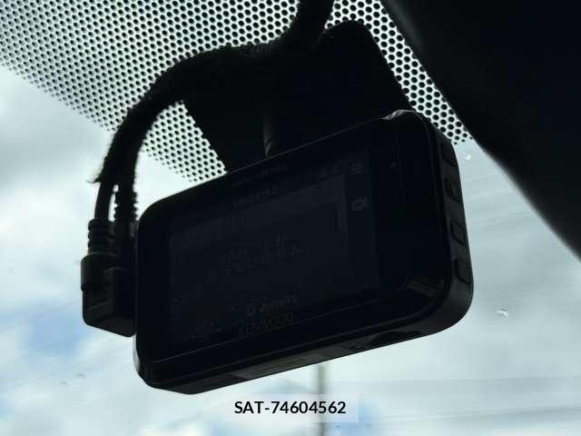 Toyota VOXY 2017-01 8746717-13
