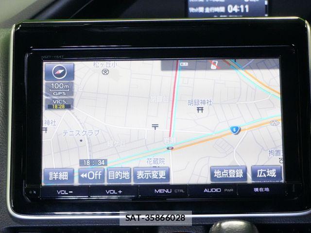 Toyota VOXY 2017-07 8746715-7