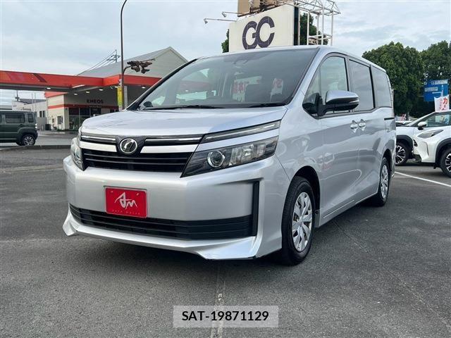 Toyota VOXY 2016-04 8746726-0