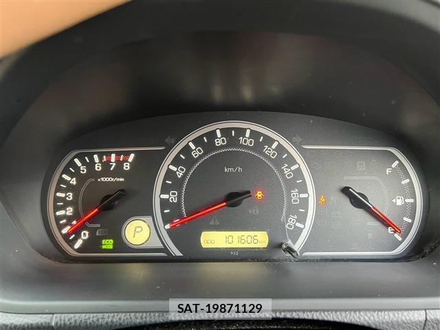 Toyota VOXY 2016-04 8746726-9