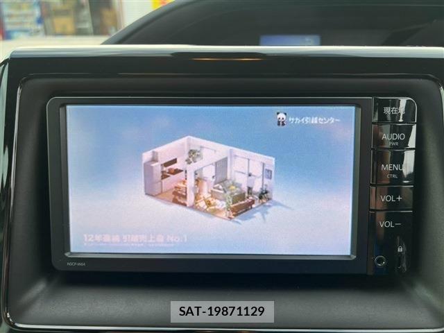 Toyota VOXY 2016-04 8746726-11