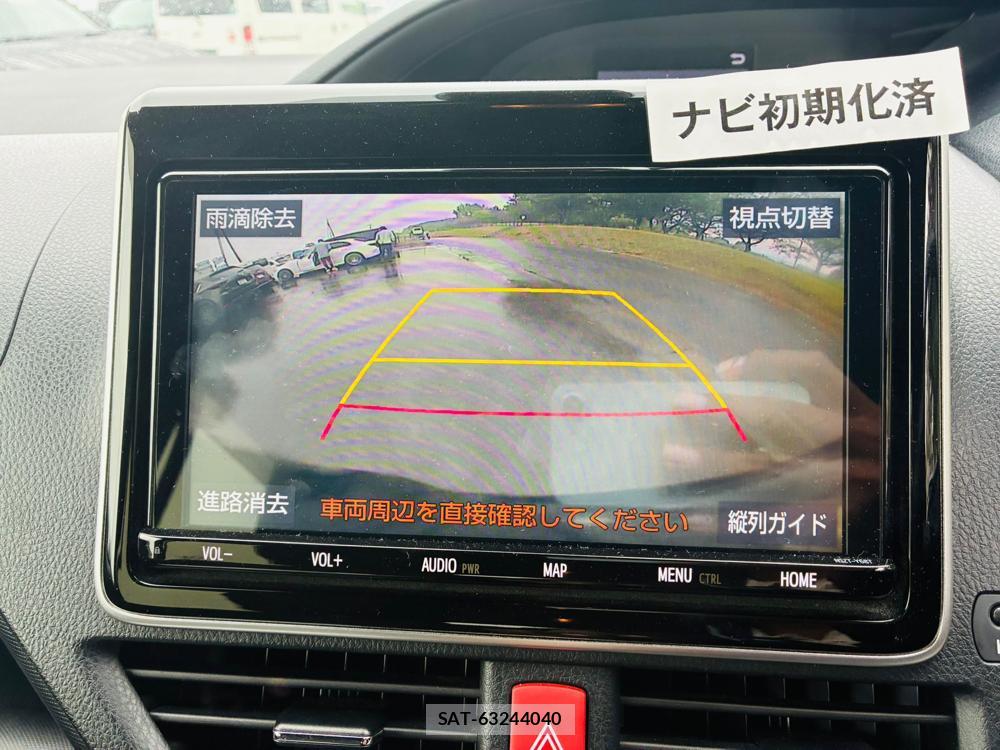Toyota VOXY 2019-10 8468818-19