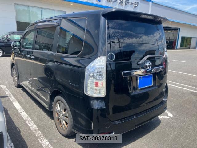 Toyota VOXY 2012-02 8746743-3