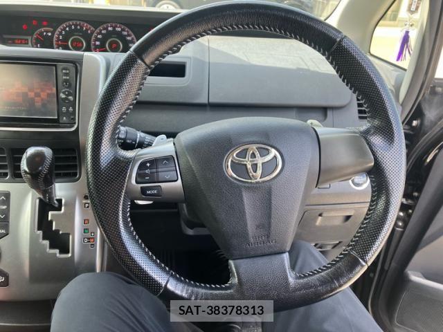Toyota VOXY 2012-02 8746743-8