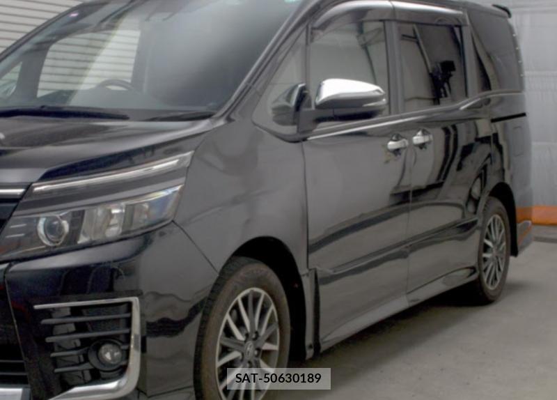 Toyota VOXY 2016-03 8725725-4