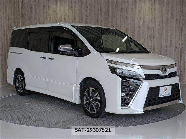 Toyota VOXY 2018-03 8746723-16