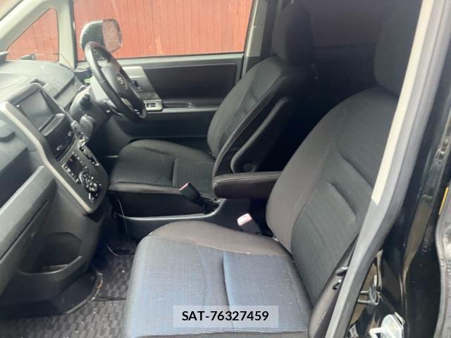 Toyota VOXY 2009-09 8746752-10