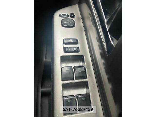 Toyota VOXY 2009-09 8746752-21