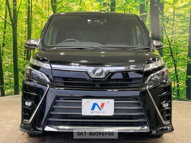 Toyota VOXY 2018-09 8746710-14