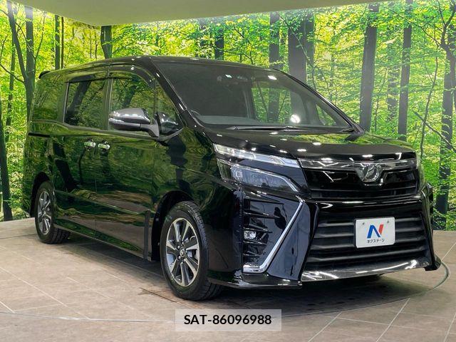 Toyota VOXY 2018-09 8746710-16