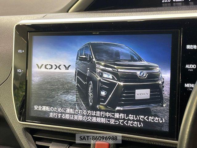 Toyota VOXY 2018-09 8746710-4