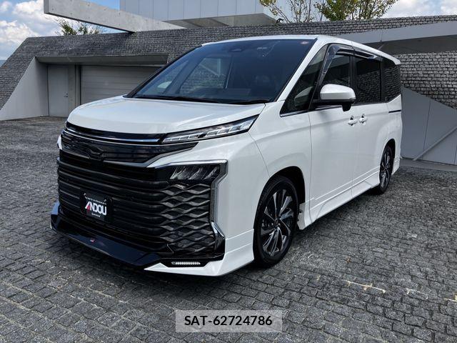 Toyota VOXY 2023-11 8746691-0