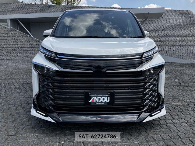 Toyota VOXY 2023-11 8746691-5