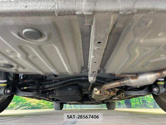 Toyota VOXY 2023-06 8746699-19