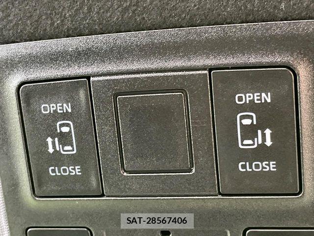 Toyota VOXY 2023-06 8746699-3