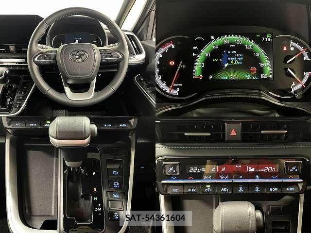 Toyota VOXY 2022-10 8746703-3