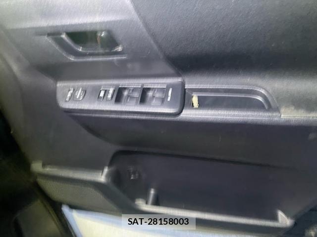 Toyota VOXY 2011-10 8746744-3