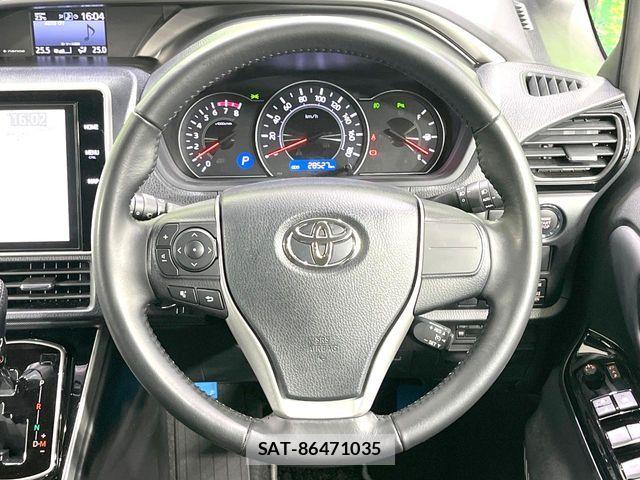 Toyota VOXY 2021-08 8746708-12