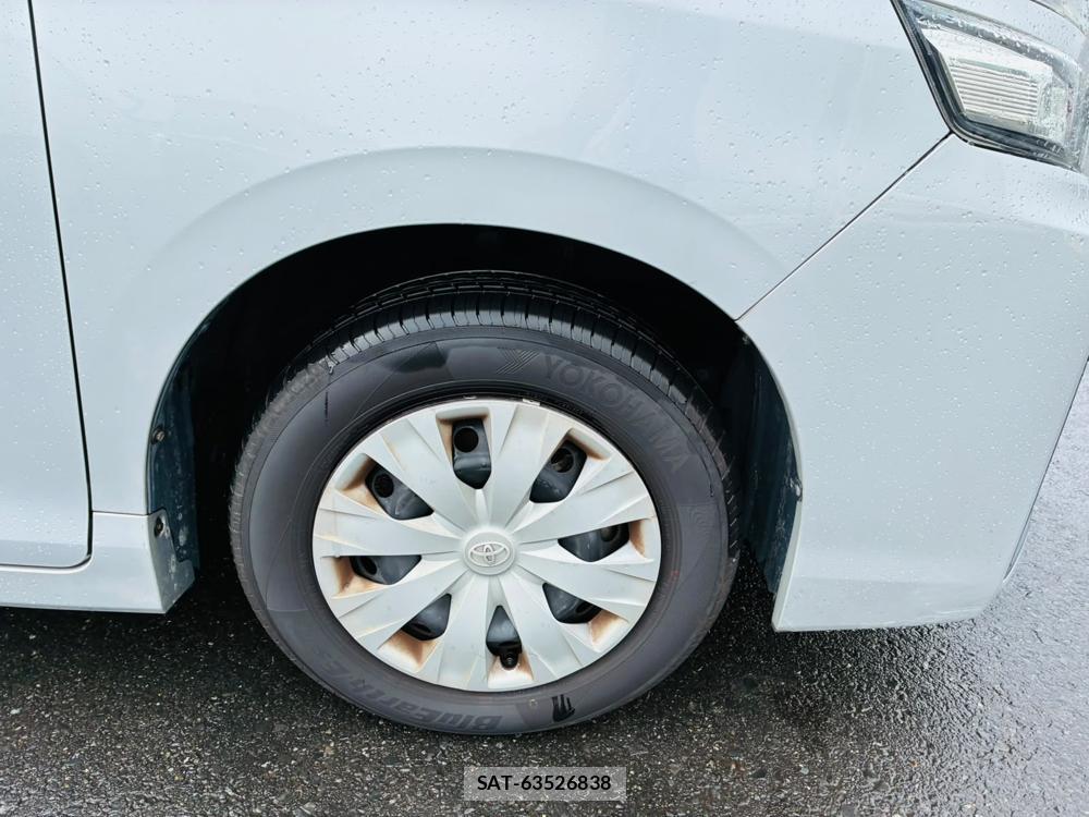 Toyota VOXY 2019-08 8711593-29
