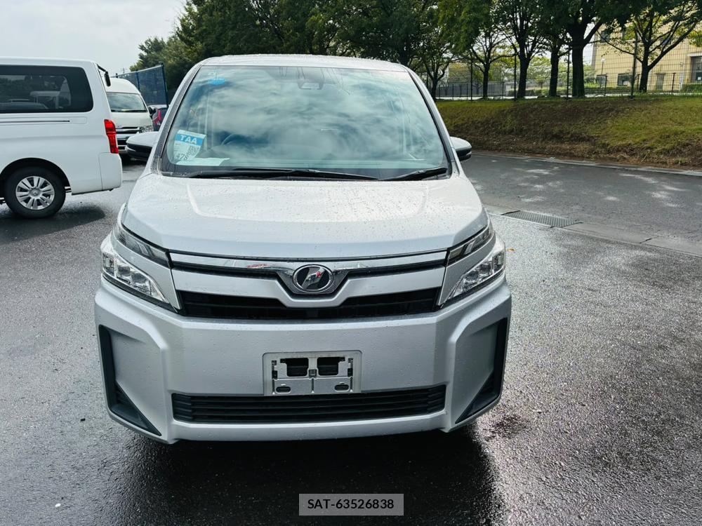 Toyota VOXY 2019-08 8711593-7