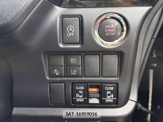 Toyota VOXY 2020-04 8782557-19