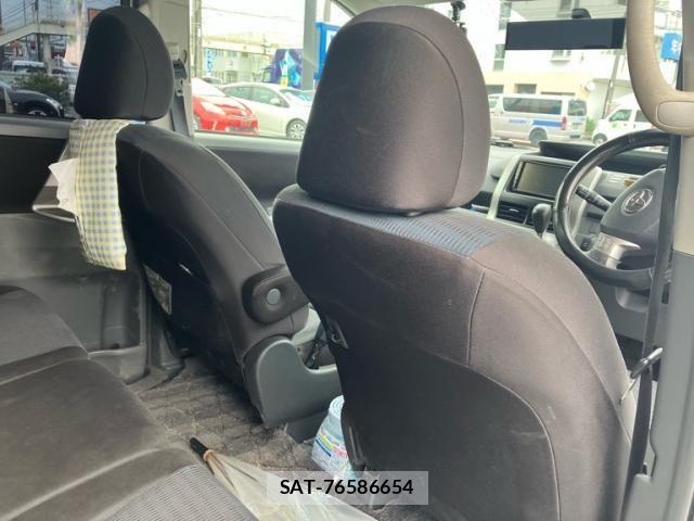 Toyota VOXY 2009-09 8782581-15