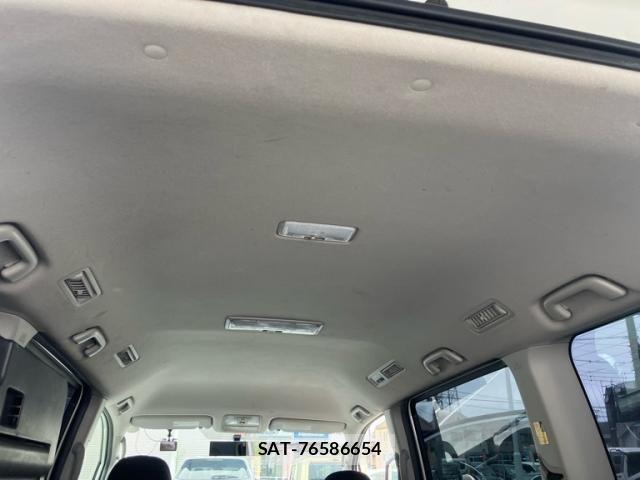 Toyota VOXY 2009-09 8782581-18