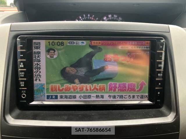 Toyota VOXY 2009-09 8782581-23