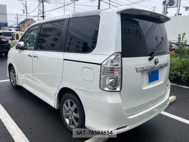 Toyota VOXY 2009-09 8782581-7