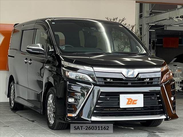 Toyota VOXY 2019-11 8782566-7